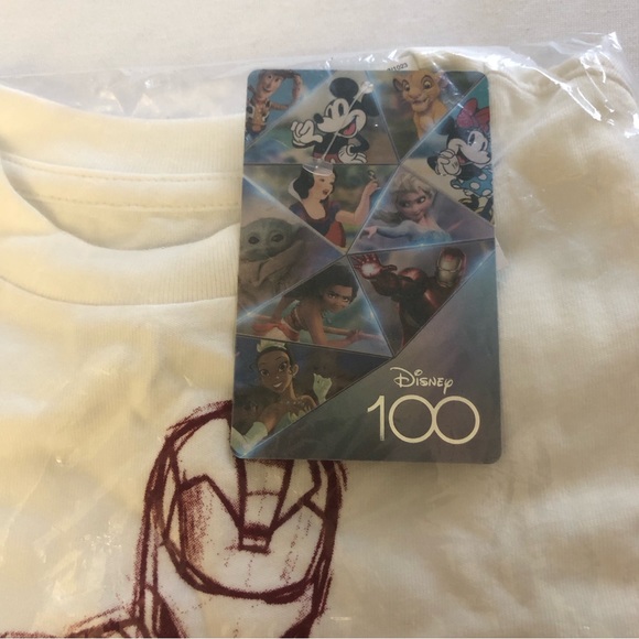 NEW GapKids “IronMan” Disney 100 Edition Marvel Superhero Graphic T-Shirt Small - Picture 3 of 5